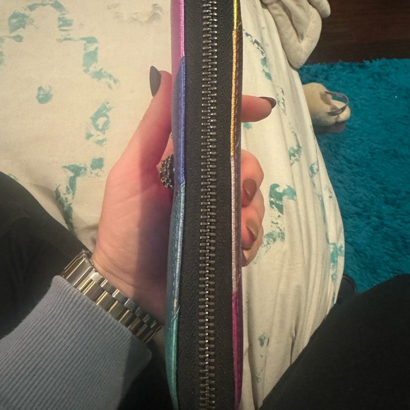 Kurt Geiger large zip wallet - Picture 3 of 4